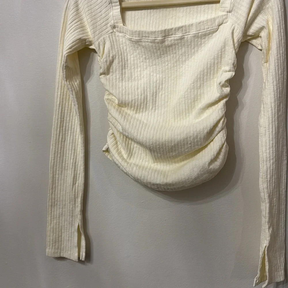 Project Social T Ribbed Long Sleeve with Ruching x-Small - Picture 3 of 6